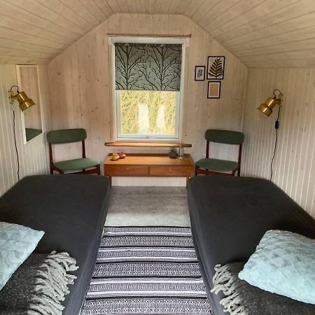 Stunning Romantik Cabin Close To Baltic Sea Villa Idestrup Exteriör bild