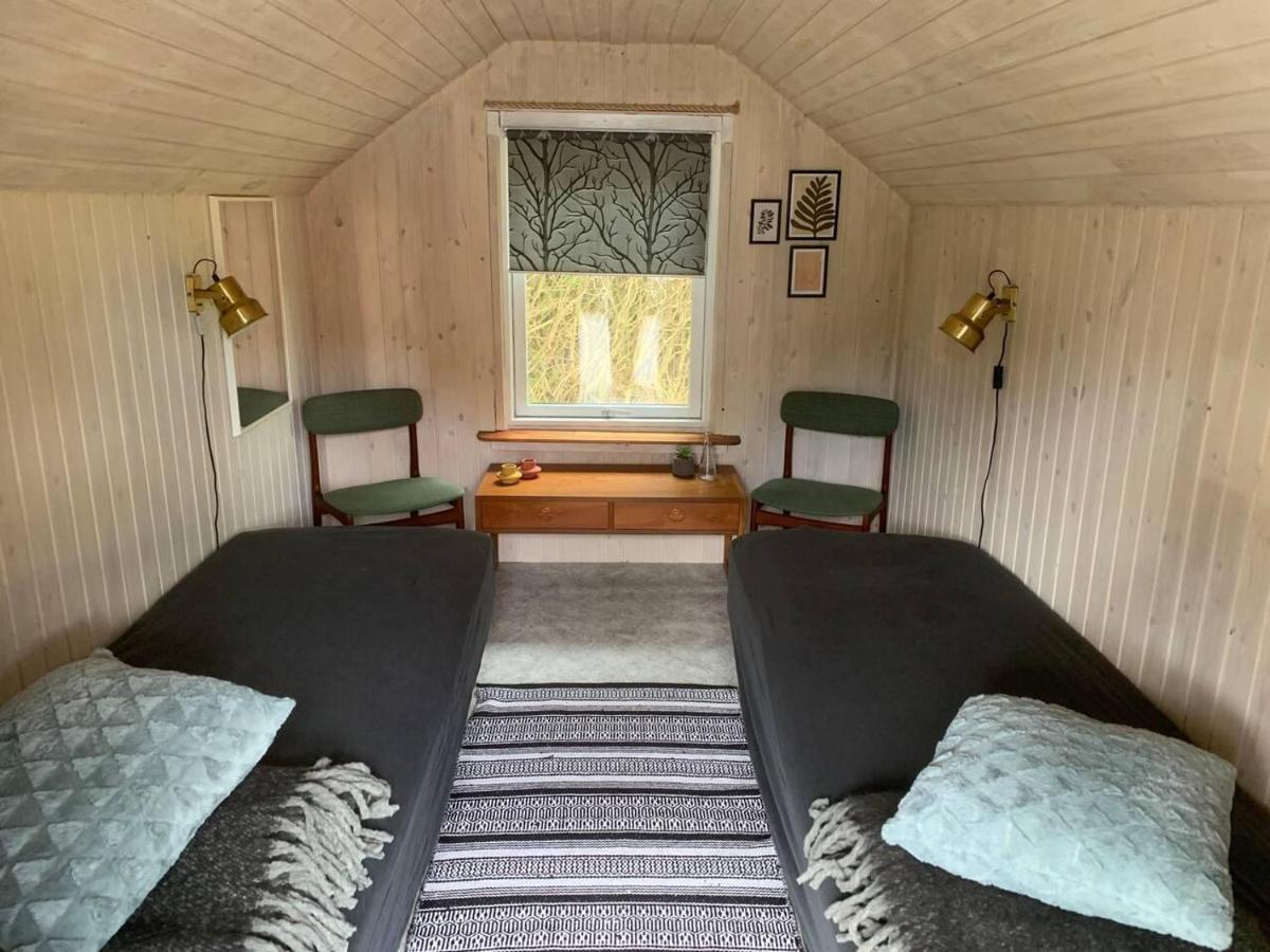 Stunning Romantik Cabin Close To Baltic Sea Villa Idestrup Exteriör bild