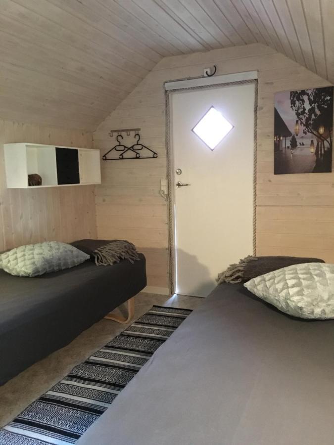 Stunning Romantik Cabin Close To Baltic Sea Villa Idestrup Exteriör bild