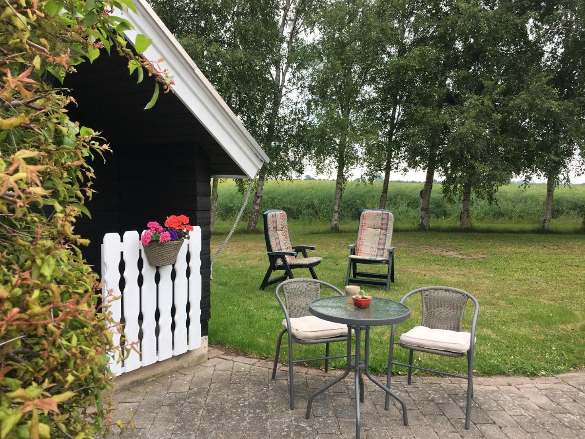 Stunning Romantik Cabin Close To Baltic Sea Villa Idestrup Exteriör bild