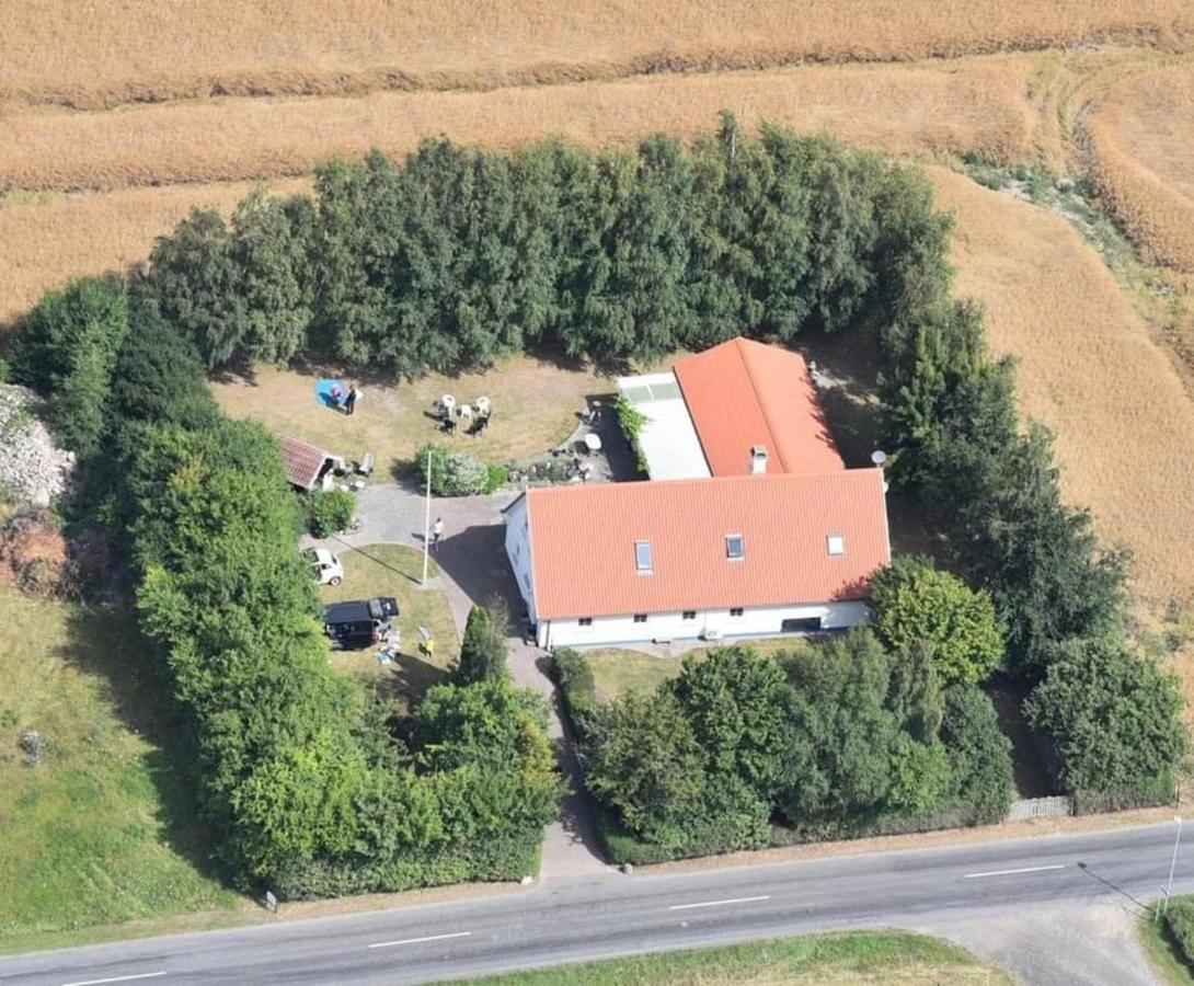 Stunning Romantik Cabin Close To Baltic Sea Villa Idestrup Exteriör bild